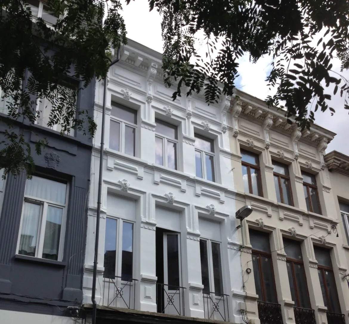 Wonen in Hartje Antwerpen-Noord: Drie Vernieuwde Appartementen (met Duplex)
